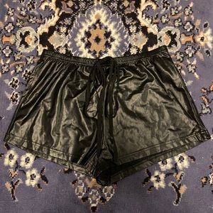 Drawstring Leather shorts look